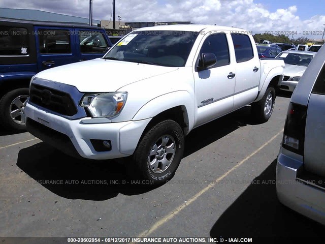 3TMJU4GN1CM135121 - 2012 TOYOTA TACOMA DOUBLE CAB PRERUNNER WHITE photo 2