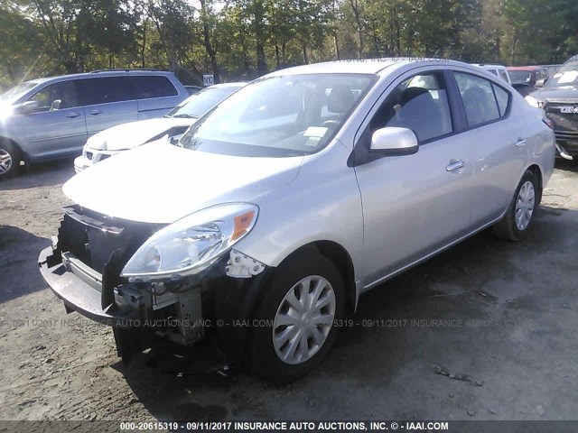 3N1CN7AP1CL830497 - 2012 NISSAN VERSA S/SV/SL SILVER photo 2