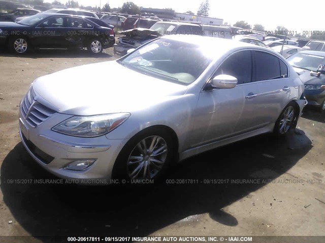 KMHGC4DD3CU183199 - 2012 HYUNDAI GENESIS 3.8L SILVER photo 2