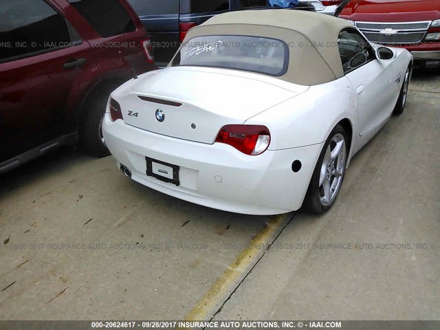 4USBU53547LX02696 - 2007 BMW Z4 3.0SI WHITE photo 4