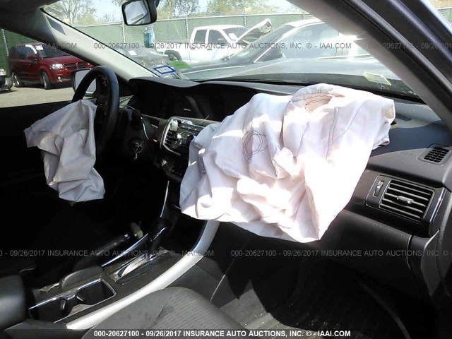 1HGCR2F50FA271002 - 2015 HONDA ACCORD SPORT 灰色 照片 5