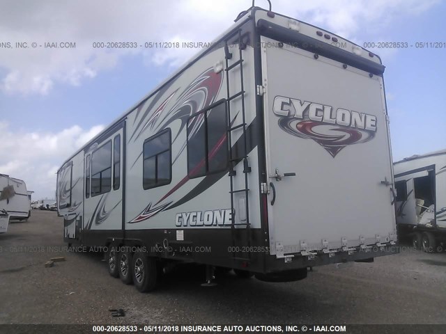 5SFCG4331DE263982 - 2013 HEARTLAND CYCLONE  灰色 照片 3