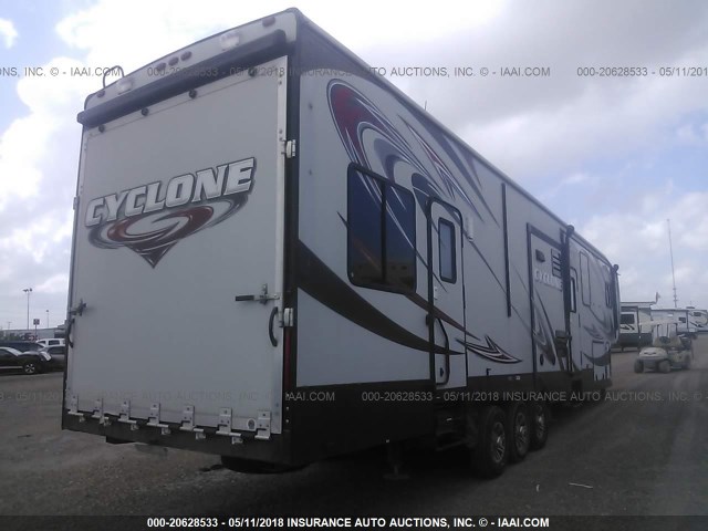 5SFCG4331DE263982 - 2013 HEARTLAND CYCLONE  灰色 照片 4