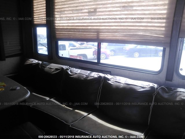 5SFCG4331DE263982 - 2013 HEARTLAND CYCLONE  灰色 照片 8