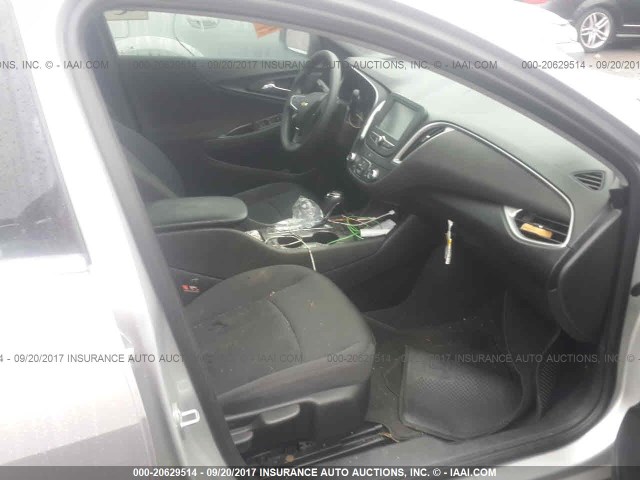 1G1ZB5ST3GF346307 - 2016 CHEVROLET MALIBU LS ვერცხლისფერი ფოტო 5