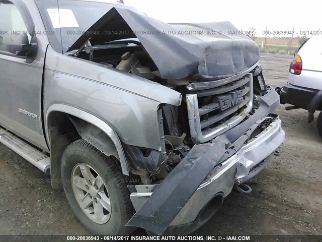 1GTEK19J77Z502530 - 2007 GMC NEW SIERRA K1500 GRAY photo 6