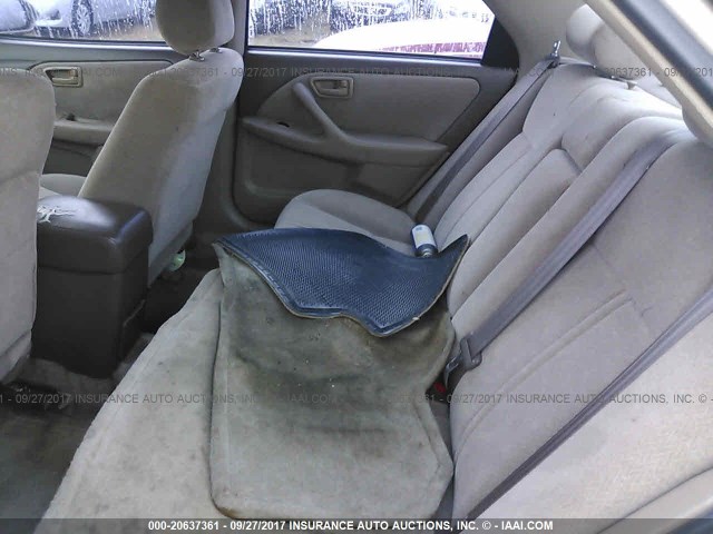 4T1BG22K01U070389 - 2001 TOYOTA CAMRY CE/LE/XLE GOLD photo 8