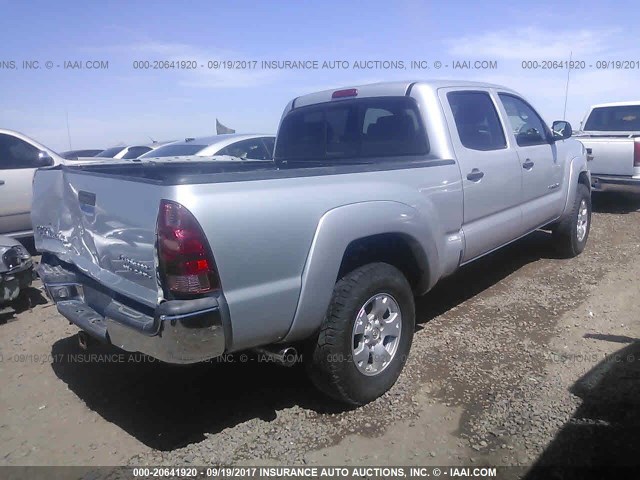 5TEKU72N96Z212306 - 2006 TOYOTA TACOMA DBL CAB PRERUNNER LNG BED SILVER photo 4