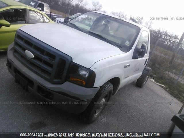 1FDSF20P96EB05787 - 2006 FORD F250 SUPER DUTY WHITE photo 2