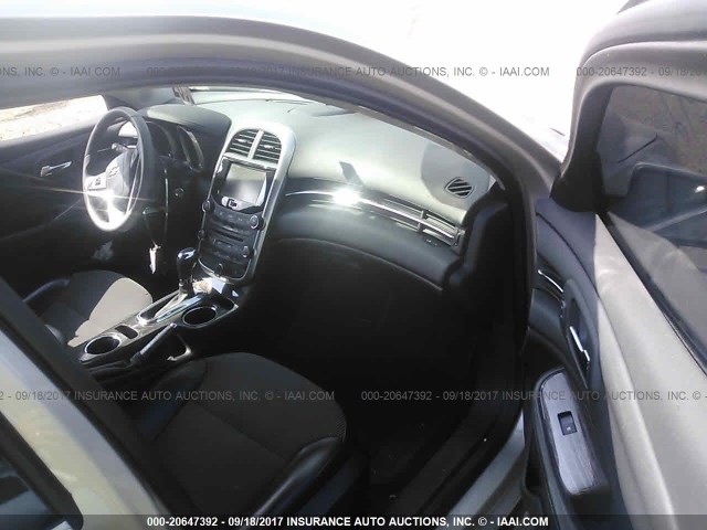 1G11C5SL2FF218391 - 2015 CHEVROLET MALIBU 1LT 银色 照片 5