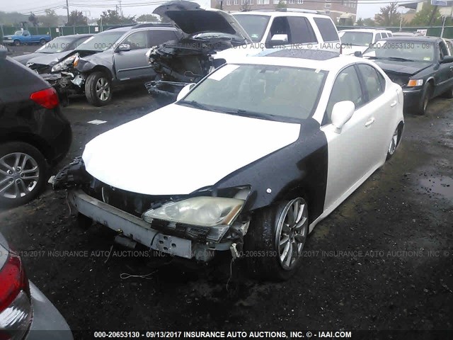 JTHCK262565005443 - 2006 LEXUS IS 250 WHITE photo 2