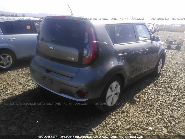 KNDJP3AE4G7012861 - 2016 KIA SOUL EV + GRAY photo 4