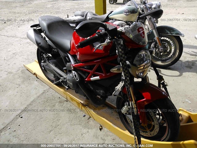 ZDM1RADNXEB076833 - 2014 DUCATI MONSTER 696 RED photo 2