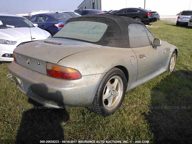 4USCH7323TLB71000 - 1996 BMW Z3 1.9 SILVER photo 4