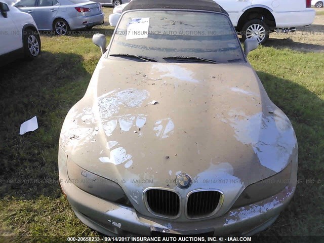 4USCH7323TLB71000 - 1996 BMW Z3 1.9 SILVER photo 6