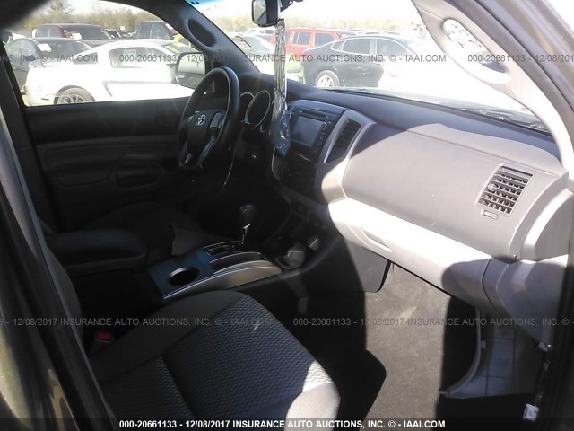 5TFJU4GN5DX037415 - 2013 TOYOTA TACOMA DOUBLE CAB PRERUNNER TAN photo 5