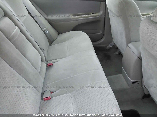 4T1BE32K22U563598 - 2002 TOYOTA CAMRY LE/XLE/SE GOLD photo 8