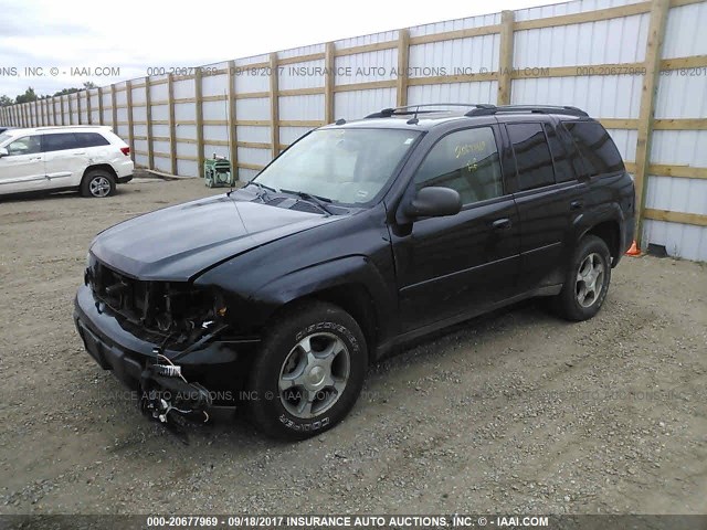 1GNDT13S452209675 - 2005 CHEVROLET TRAILBLAZER LS/LT BLACK photo 2