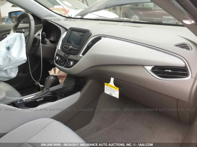 1G1ZB5ST2HF132801 - 2017 CHEVROLET MALIBU LS ლურჯი ფოტო 5