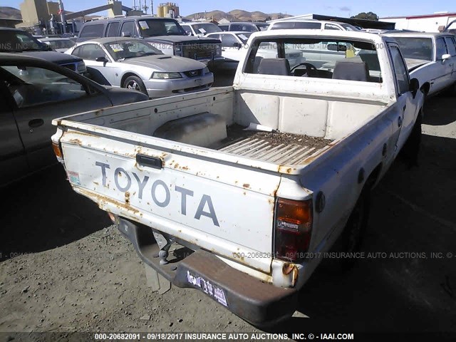 JT4RN50R1H0284528 - 1987 TOYOTA PICKUP 1/2 TON RN50 WHITE photo 4