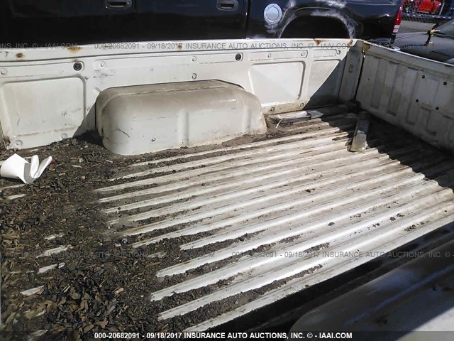 JT4RN50R1H0284528 - 1987 TOYOTA PICKUP 1/2 TON RN50 WHITE photo 8