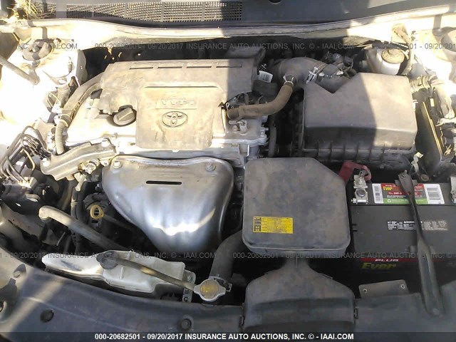 4T1BF1FK8DU711686 - 2013 TOYOTA CAMRY L/SE/LE/XLE 白色 照片 10