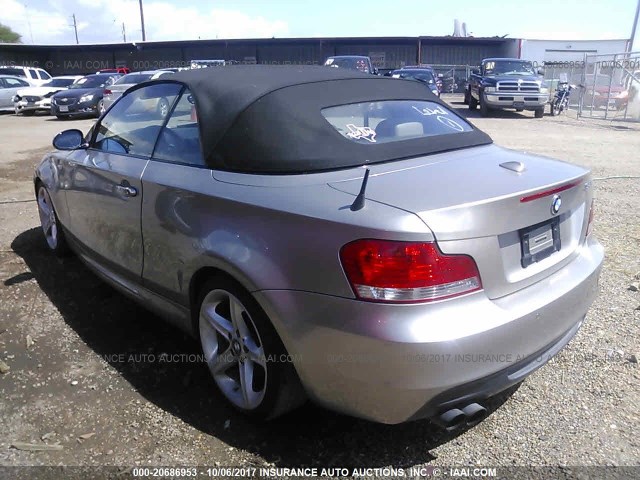 WBAUN93538VK39763 - 2008 BMW 135 I GRAY photo 3