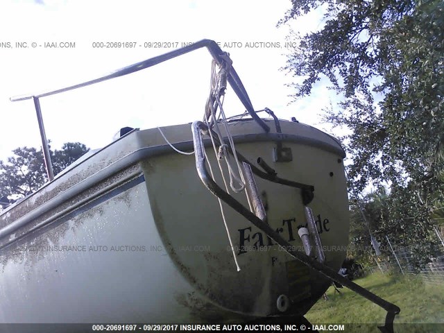 CTYL4349M79K - 1979 CATALINA BOAT  WHITE photo 8