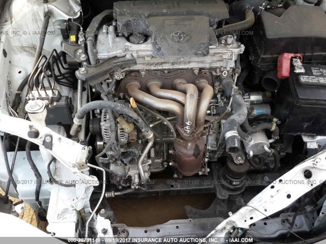 4T1BF1FKXGU136866 - 2016 TOYOTA CAMRY LE/XLE/SE/XSE Weiß Foto 10