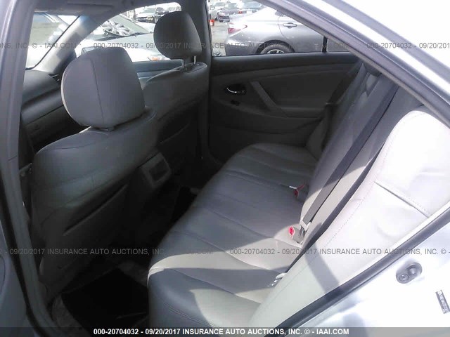 JTNBE46K673120819 - 2007 TOYOTA CAMRY NEW GENERAT CE/LE/XLE/SE SILVER photo 8