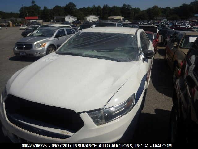 1FAHP2MK3FG121195 - 2015 FORD TAURUS POLICE INTERCEPTOR WHITE photo 6