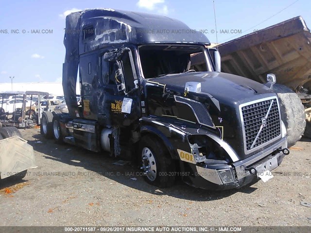 4V4NC9EJ6GN949847 - 2016 VOLVO VNL أسود صورة 1