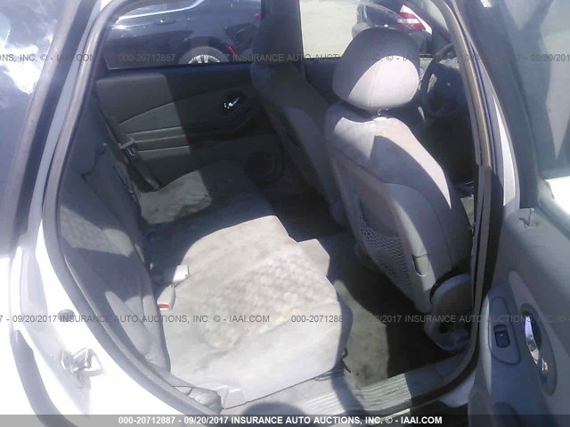 1G1ZT62824F249626 - 2004 CHEVROLET MALIBU MAXX LS 白色 照片 8