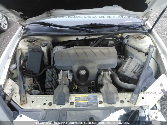 2G2WP552971123862 - 2007 PONTIAC GRAND PRIX WHITE photo 10