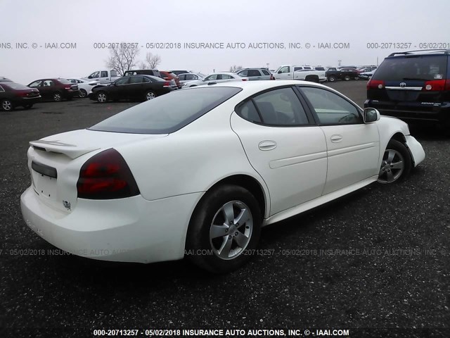 2G2WP552971123862 - 2007 PONTIAC GRAND PRIX WHITE photo 4