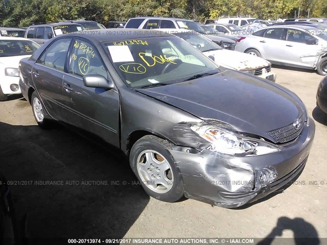 4T1BE32K43U661596 - 2003 TOYOTA CAMRY LE/XLE/SE ნაცრისფერი ფოტო 1