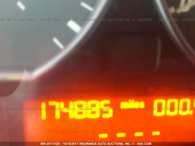 WBABN53471JU23897 - 2001 BMW 330 CI BLUE photo 7