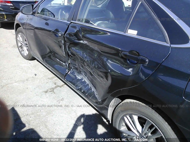 4T1BF1FK7HU398670 - 2017 TOYOTA CAMRY LE/XLE/SE/XSE BLACK photo 6