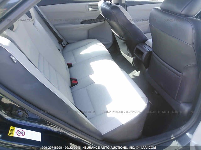 4T1BF1FK7HU398670 - 2017 TOYOTA CAMRY LE/XLE/SE/XSE BLACK photo 8