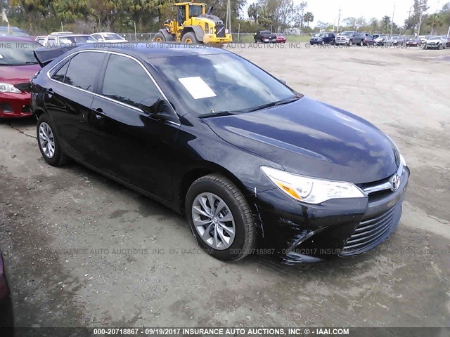 4T1BF1FKXGU256604 - 2016 TOYOTA CAMRY LE/XLE/SE/XSE BLACK photo 1