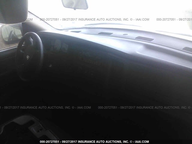 3D7KA28C74G274500 - 2004 DODGE RAM 2500 ST/SLT 蓝色 照片 5