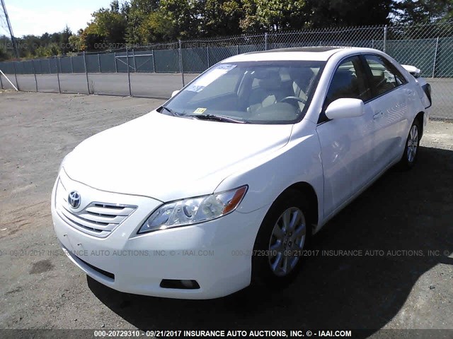 JTNBK46K173022418 - 2007 TOYOTA CAMRY NEW GENERAT LE/XLE/SE WHITE photo 2