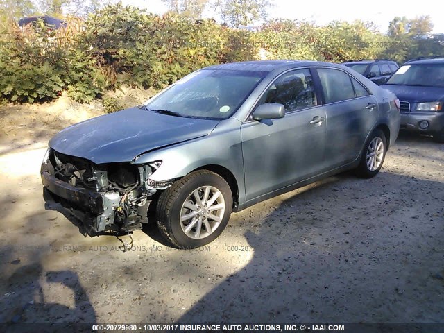 4T4BF3EK3BR147879 - 2011 TOYOTA CAMRY SE/LE/XLE GREEN photo 2