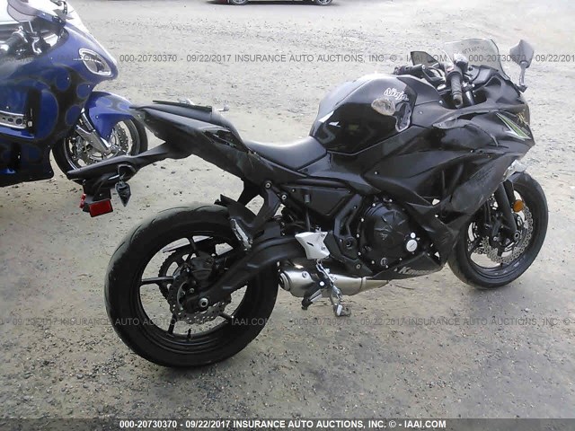 JKAEXEJ14HDA01529 - 2017 KAWASAKI EX650 J 黑色 照片 4