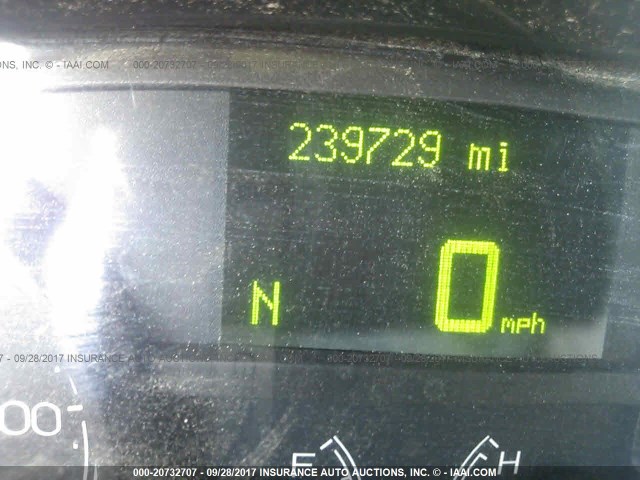 1L1FM88W26Y631104 - 2006 LINCOLN TOWN CAR EXECUTIVE WHITE photo 7