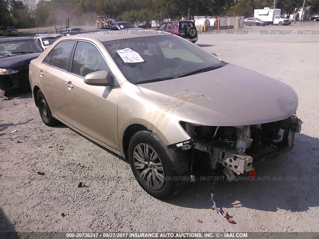 4T4BF1FK2CR224312 - 2012 TOYOTA CAMRY SE/LE/XLE BEIGE photo 1