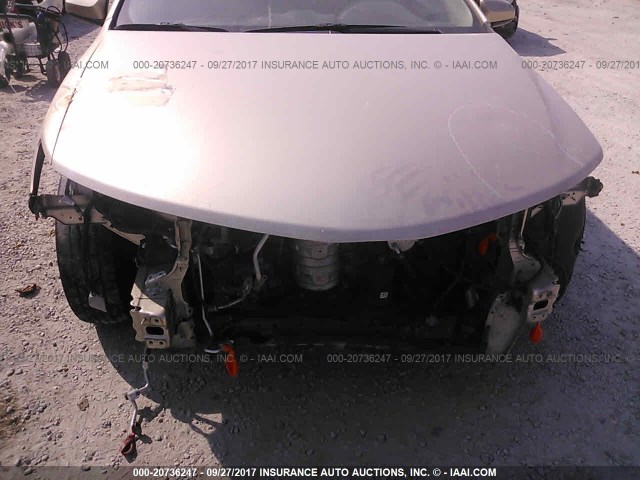 4T4BF1FK2CR224312 - 2012 TOYOTA CAMRY SE/LE/XLE Бежевый фото 6