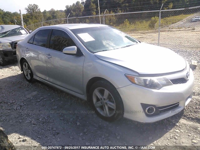 4T1BF1FK9CU504500 - 2012 TOYOTA CAMRY SE/LE/XLE SILVER photo 1