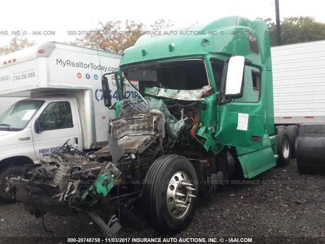 4V4NC9EJ9BN294267 - 2011 VOLVO VN L GREEN photo 2
