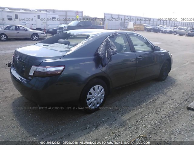 4T1BB46K88U046842 - 2008 TOYOTA CAMRY HYBRID GRAY photo 4